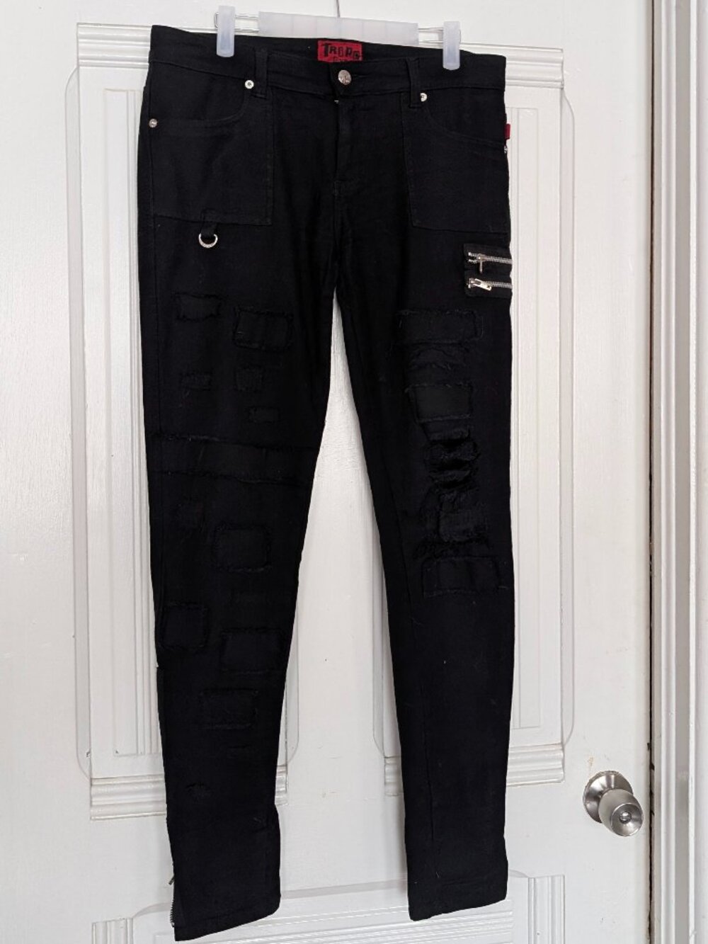 Tripp NYC Daang Goodman Distressed Black Patch Zipper Skinny Pants 9/29